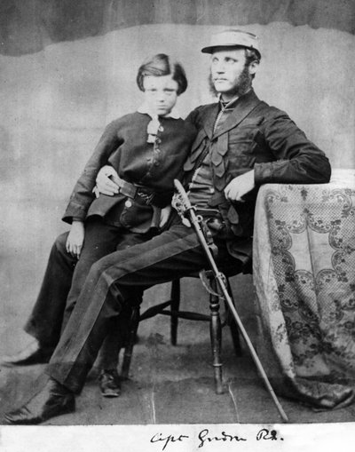 Kapitän Gordon R.E., um 1855 von English Photographer